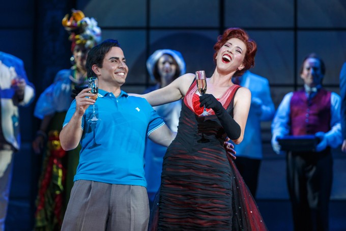 and Javier AbreuLisette Oropesa at 