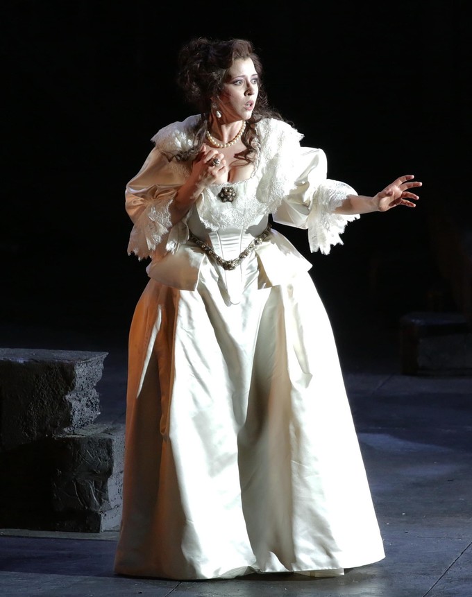 Lisette Oropesa at 