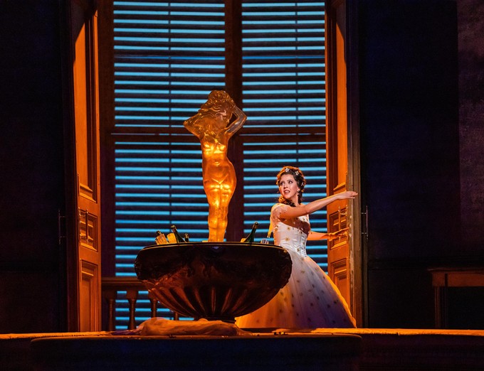 Lisette Oropesa at 