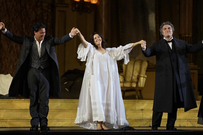 Lisette Oropesa, Ludovic Tézier, and Vittorio Grigolo Lisette Oropesa, Ludovic Tézier, and Vittorio Grigolo at