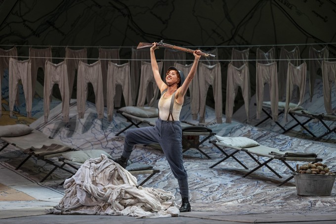 Lisette Oropesa at 