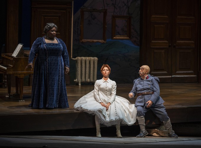 Lisette Oropesa at 