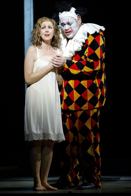 Lisette Oropesa and Quinn Kelsey