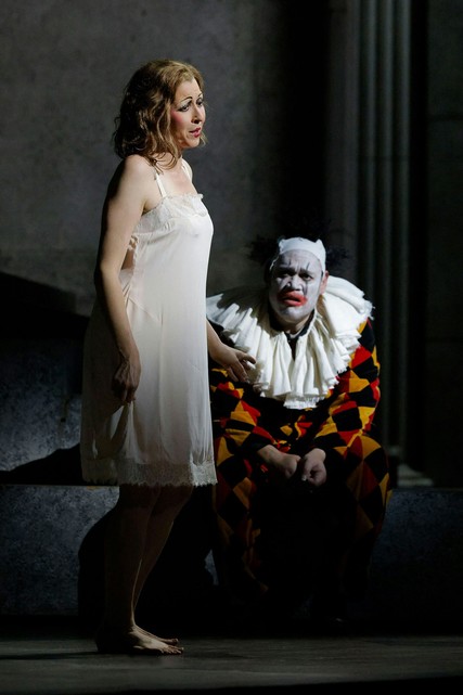 Lisette Oropesa and Quinn Kelsey