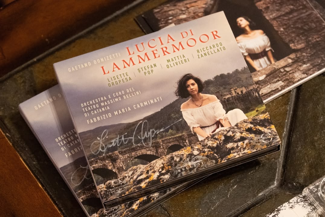 Lisette Oropesa lucia di lammermoor signed cd